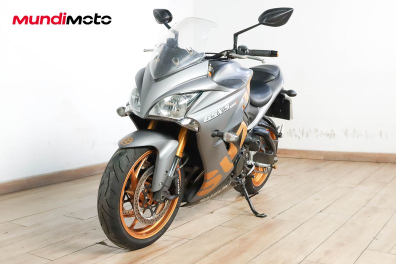 Motorbike image 7