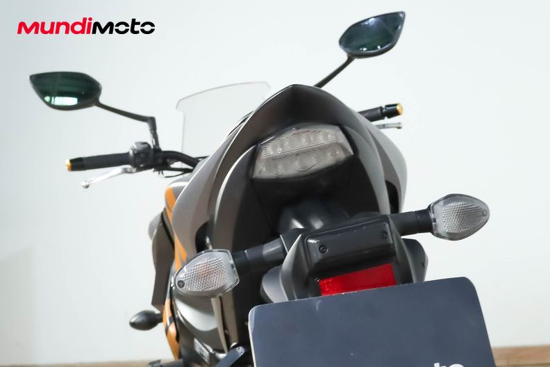 Motorbike image 9