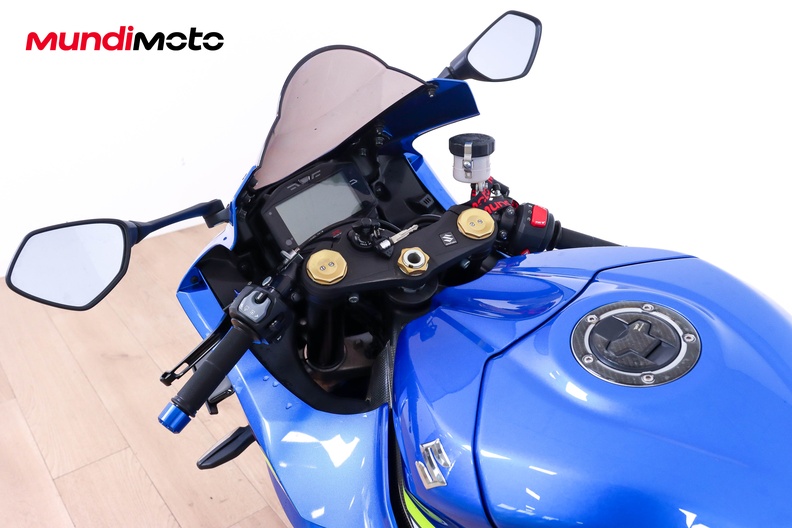 Motorbike image 10