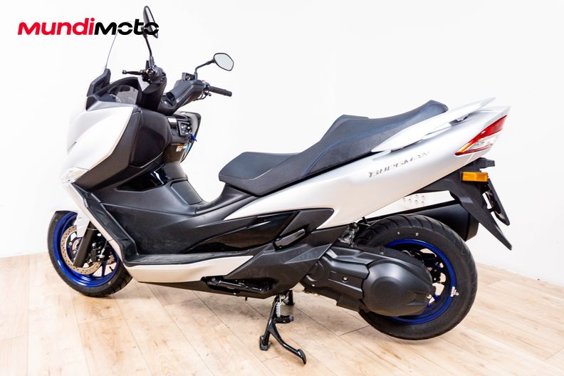Motorbike image 7