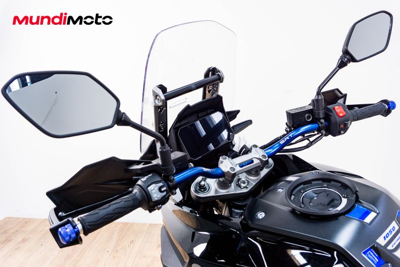 Motorbike image 10