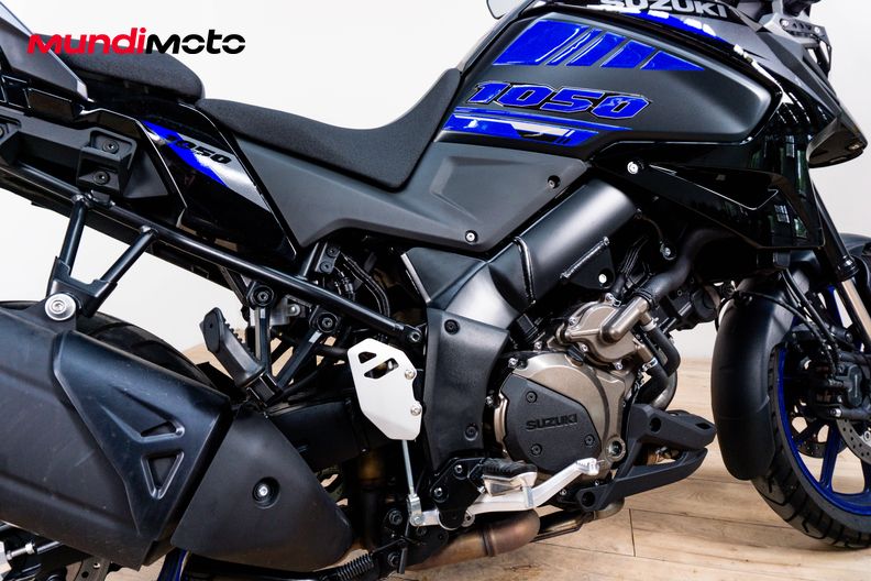 Motorbike image 3