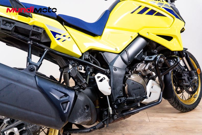 Motorbike image 3