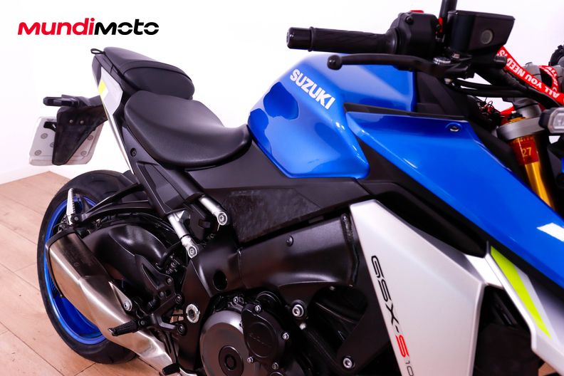 Motorbike image 13
