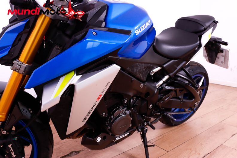 Motorbike image 8