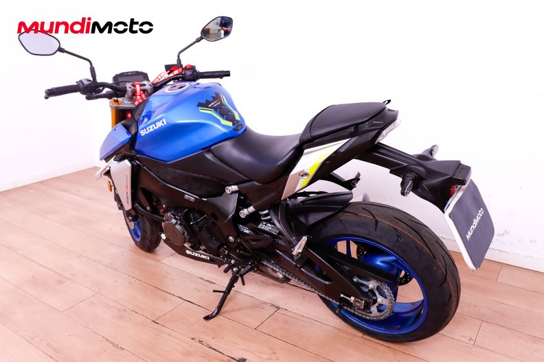 Motorbike image 6