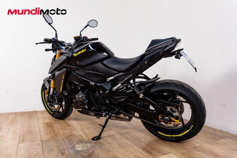Motorbike image 7