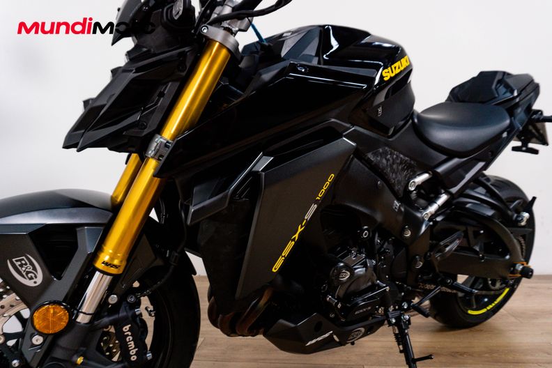 Motorbike image 9
