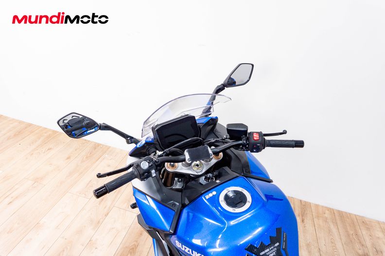 Motorbike image 10