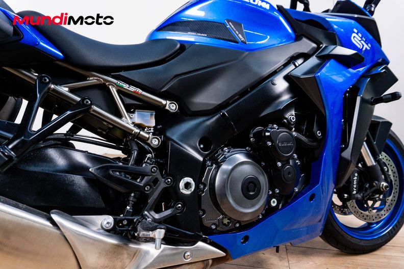 Motorbike image 3