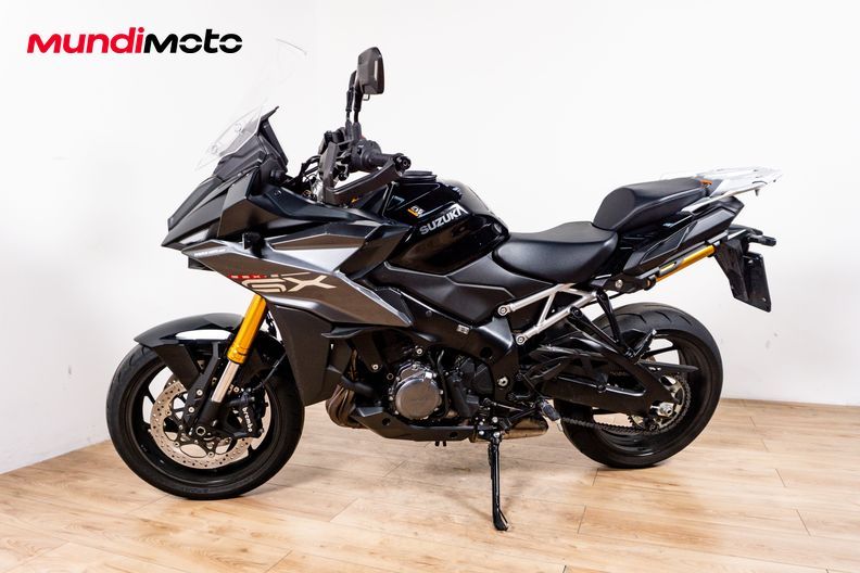 Motorbike image 6