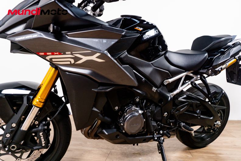 Motorbike image 9