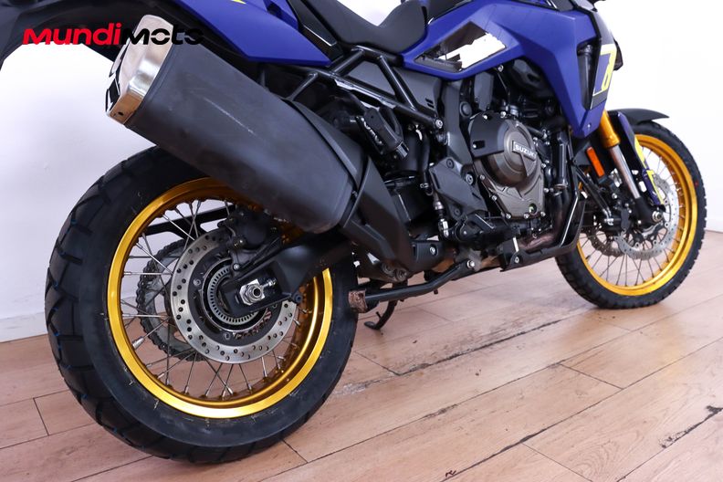 Motorbike image 3
