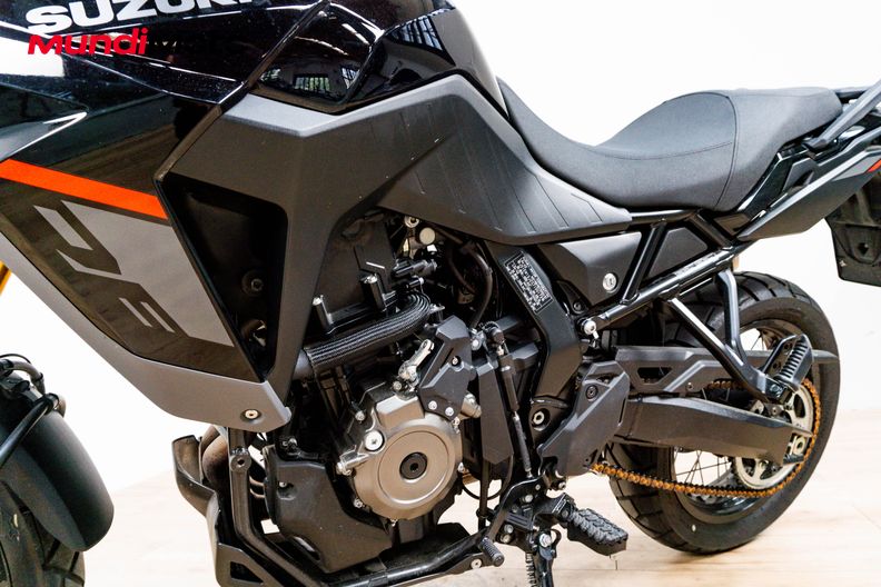 Motorbike image 9