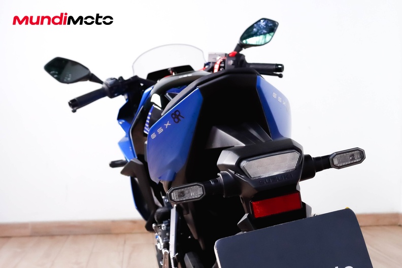 Motorbike image 9