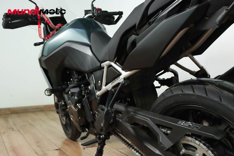 Motorbike image 9