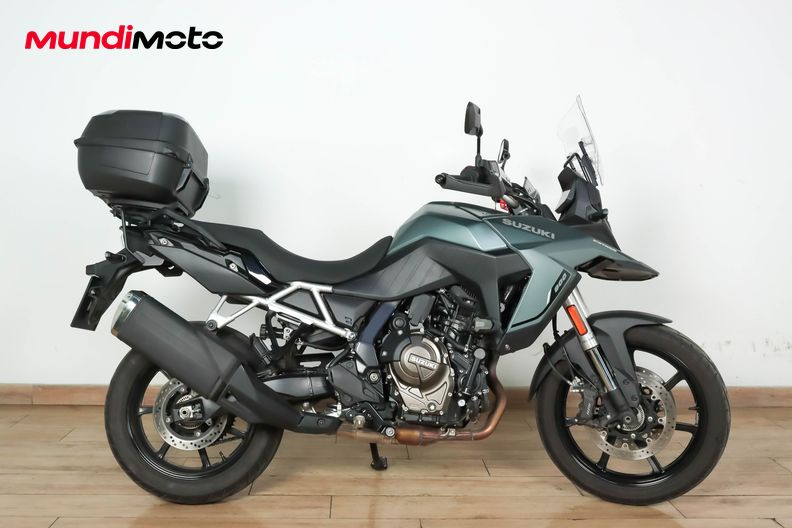 SUZUKI V-STROM 800 TECH