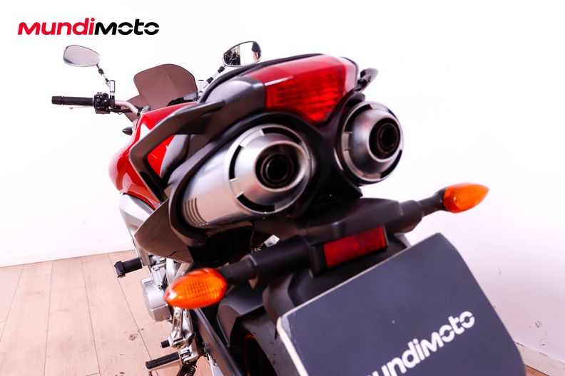 Motorbike image 9