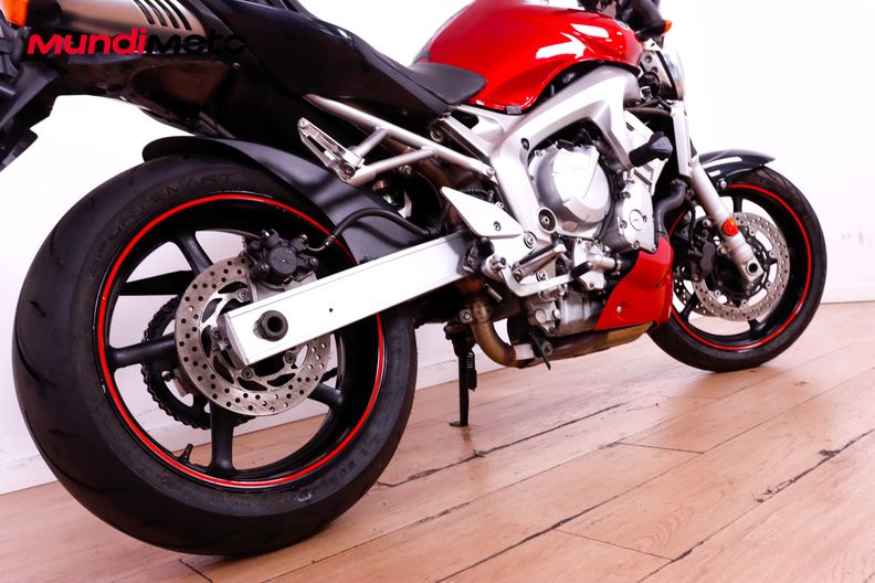 Motorbike image 3