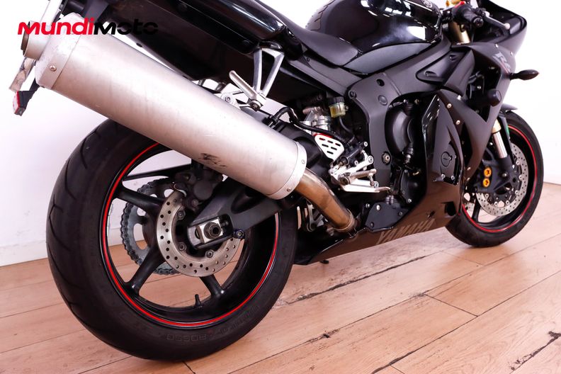 Motorbike image 3
