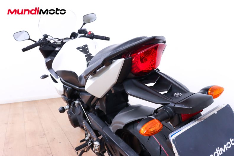 Motorbike image 9