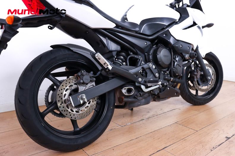 Motorbike image 3