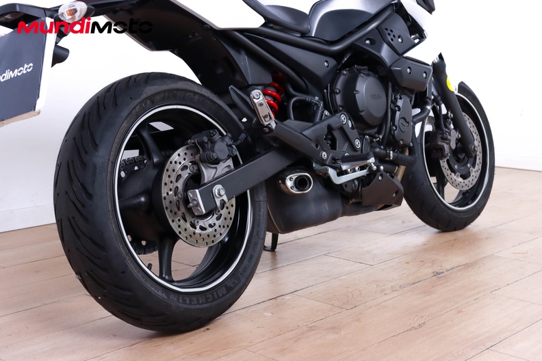 Motorbike image 3