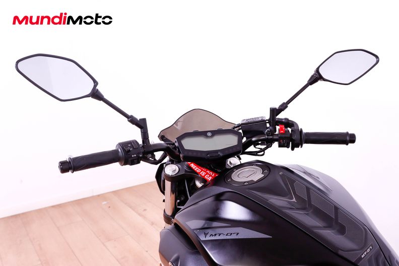 Motorbike image 10