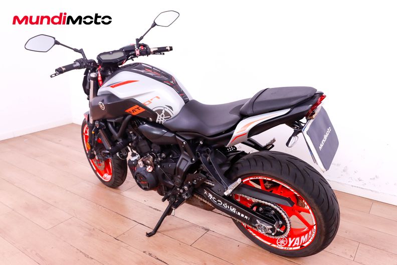 Motorbike image 6