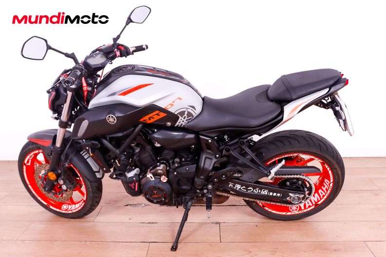 Motorbike image 5