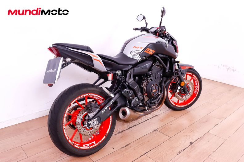 Motorbike image 2