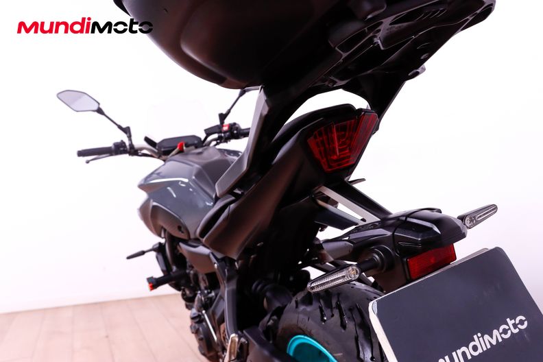 Motorbike image 9