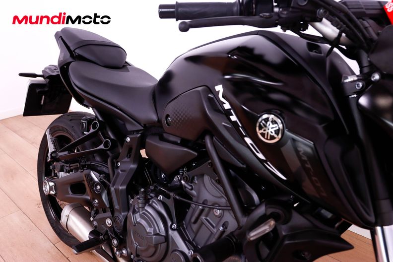 Motorbike image 13