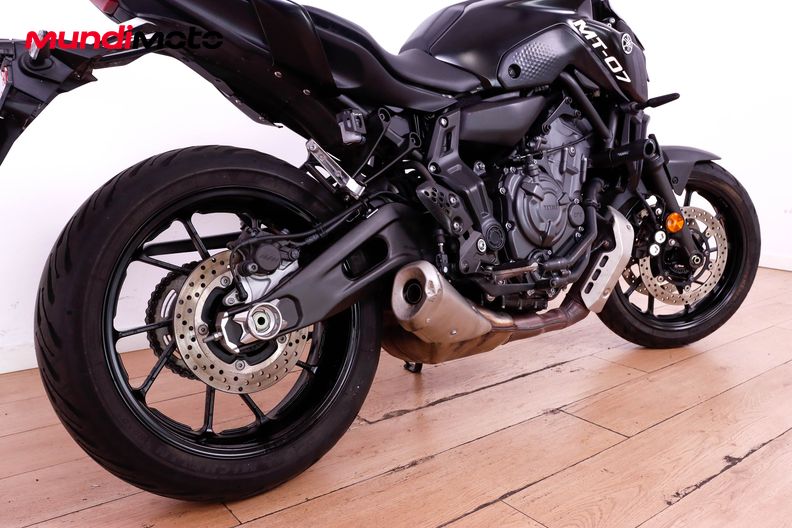 Motorbike image 3