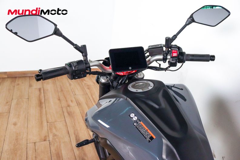 Motorbike image 10