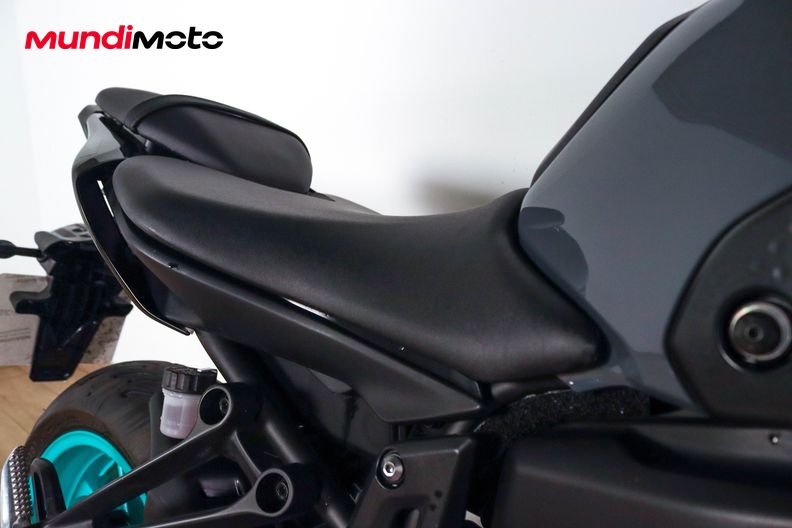 Motorbike image 13