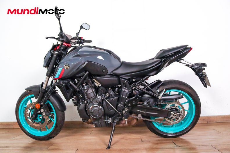 Motorbike image 5