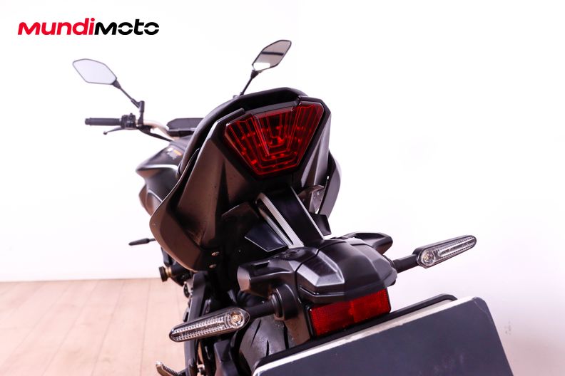 Motorbike image 9