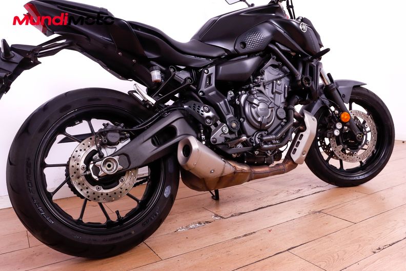Motorbike image 3
