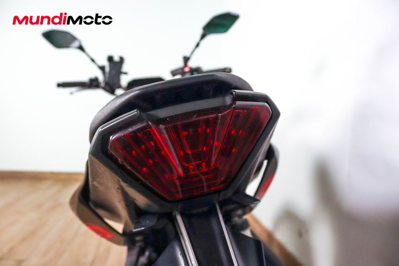 Motorbike image 9