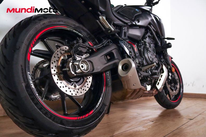 Motorbike image 3