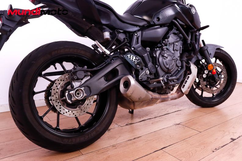 Motorbike image 3