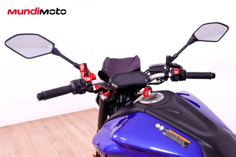 Motorbike image 10