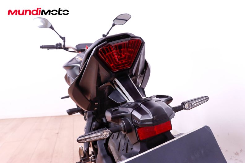 Motorbike image 9