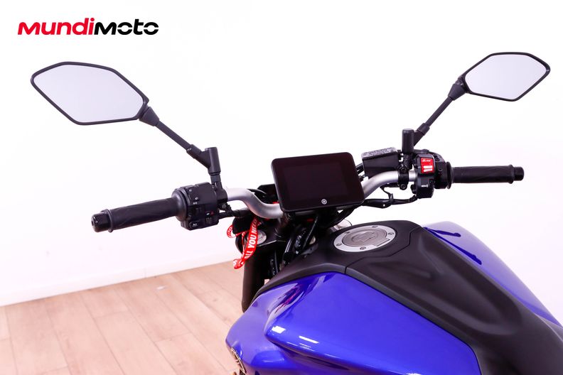 Motorbike image 10