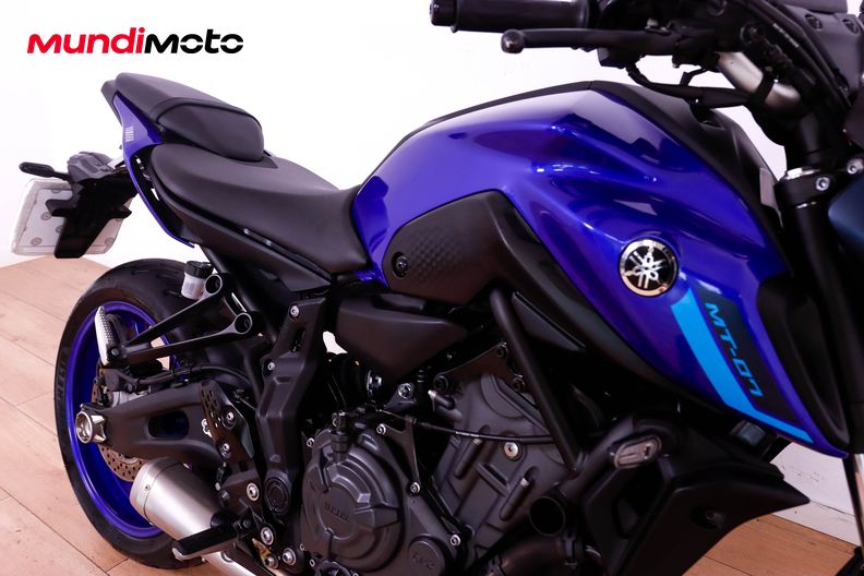 Motorbike image 13