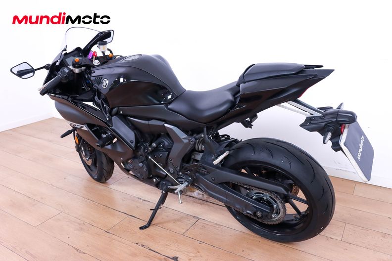 Motorbike image 6