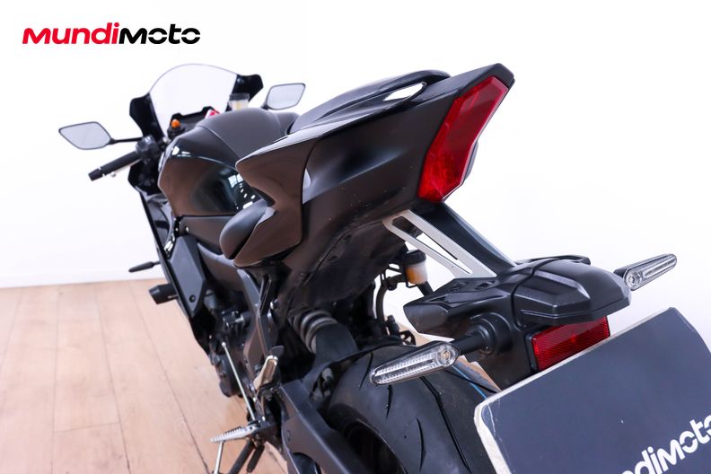 Motorbike image 9