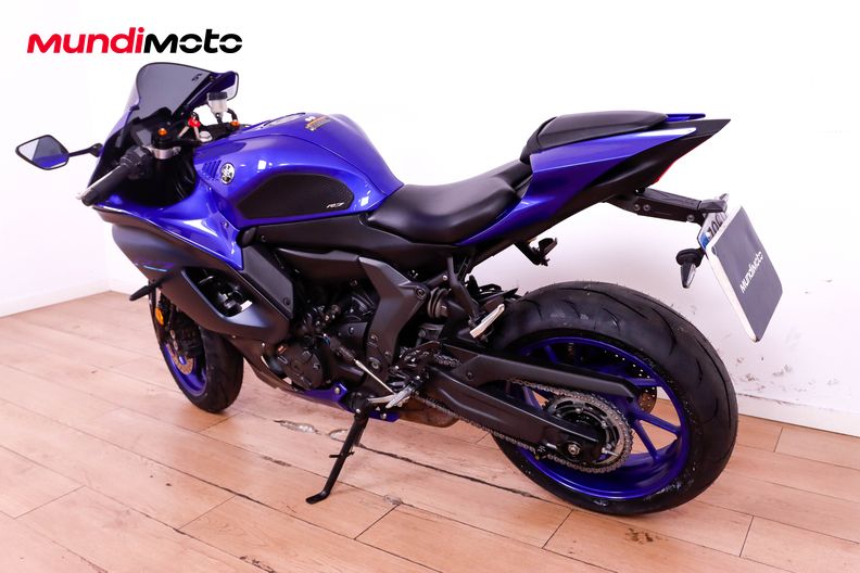 Motorbike image 6