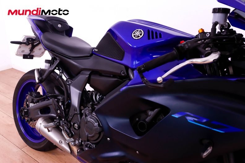 Motorbike image 13